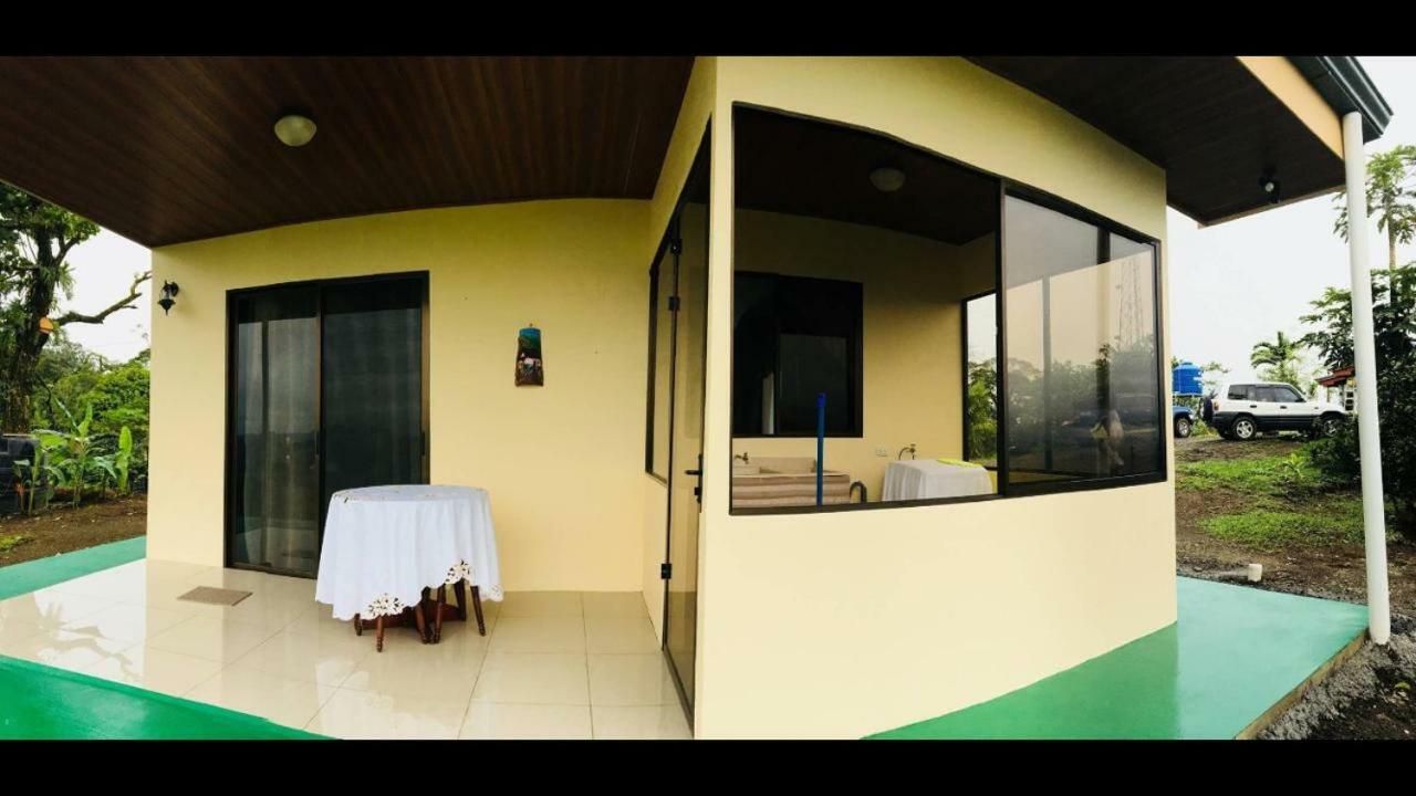 La Fortuna Las Pavitas Cottages מראה חיצוני תמונה